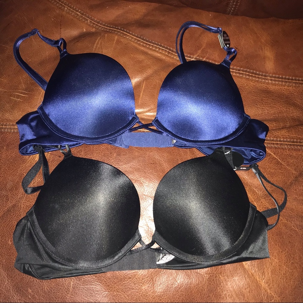 Black and blue VS BOMBSHELL